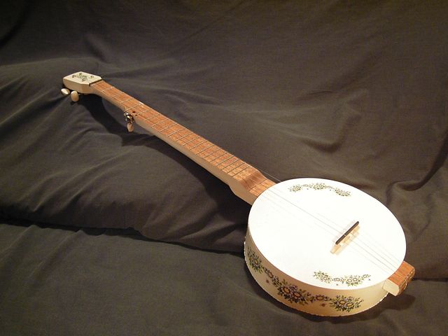 White Lady Banjo